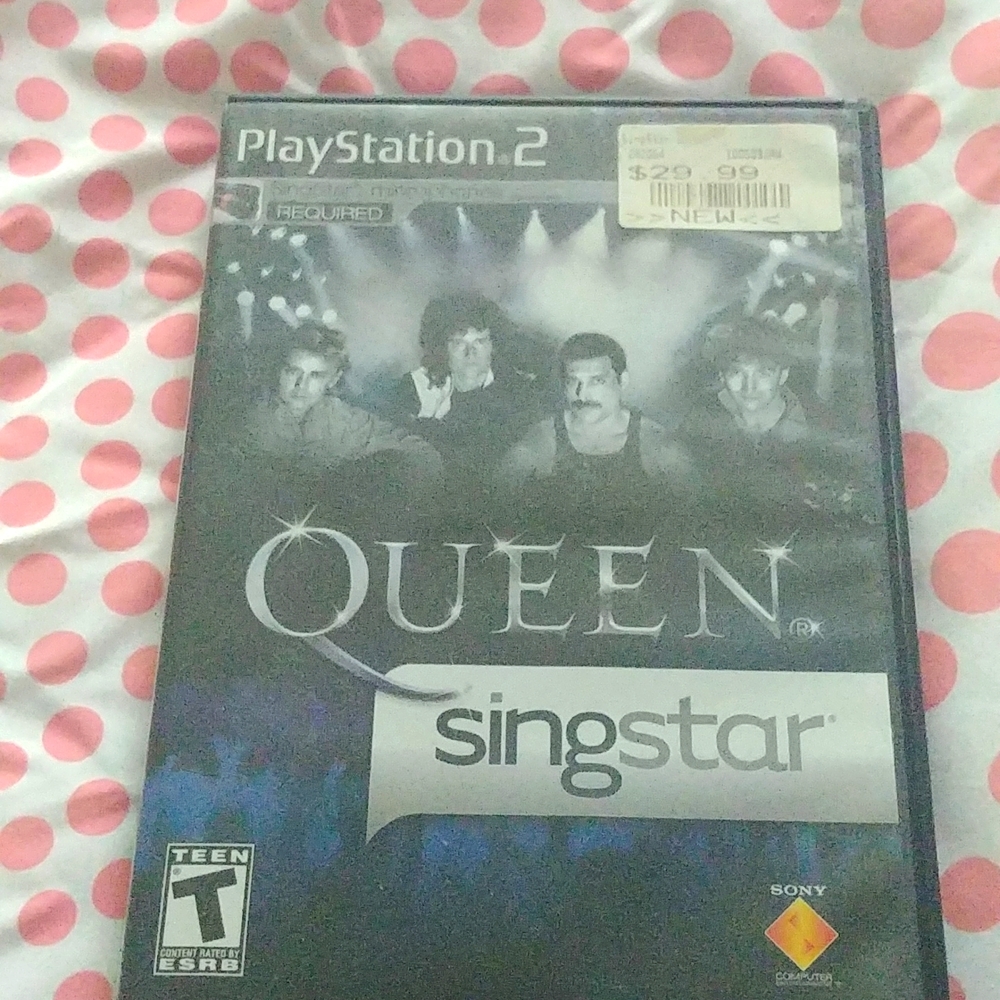 Queen singstar for PlayStation 2.
